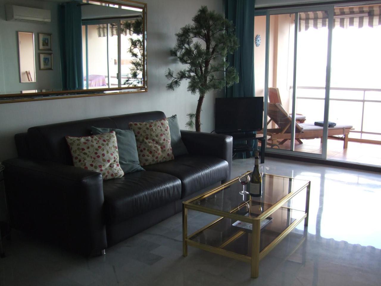 L'Agrianthe Apartment Villefranche-sur-Mer Bagian luar foto